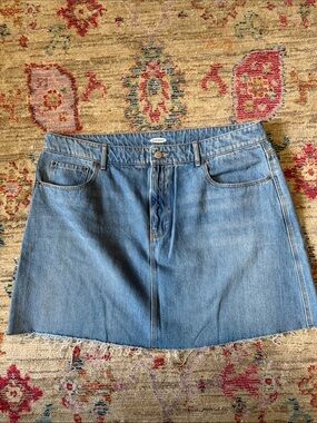 Old Navy Light Blue Denim Mini Skirt with Frayed Hem